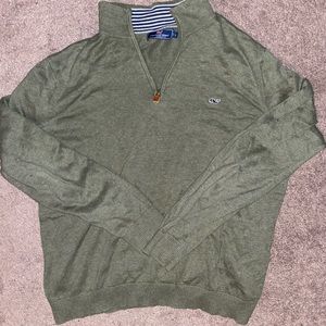 vineyard vines half zip mens